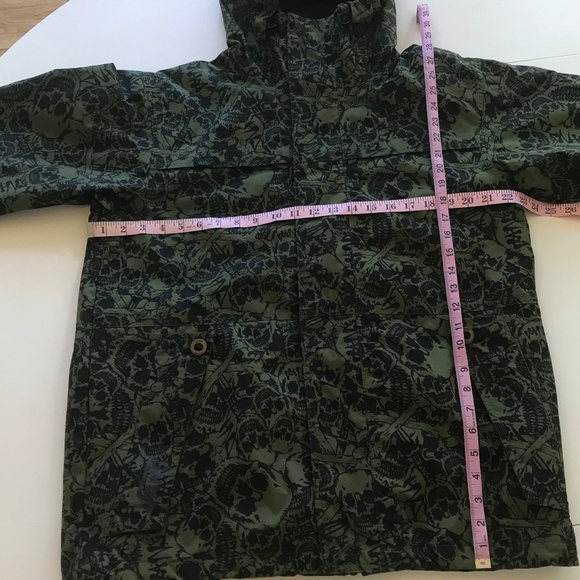 VANS GREEN SKULL CAMO SNOW BOARDING / SKI JACKET - Picture 2 of 16